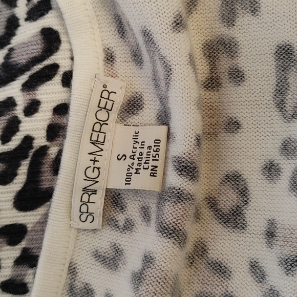 Spring+Mercer Animal Print Sweater - Picture 3 of 8